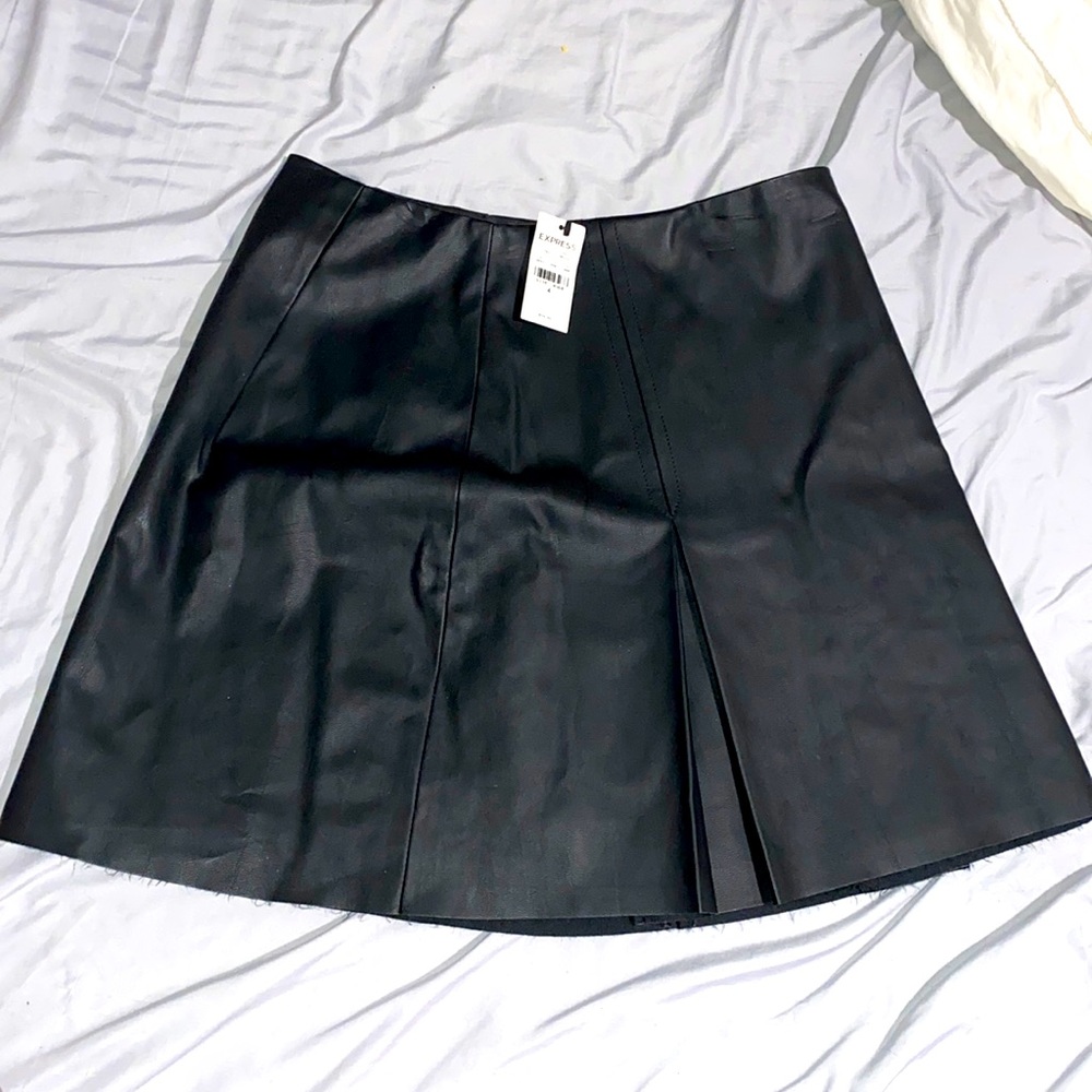 Express leather skirt